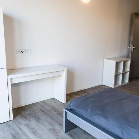Boardinghouse27 Πανσιόν Dusslingen